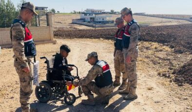 Jandarma, Engelli Gencin Güvenlik Talebini Yerine Getirdi