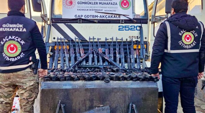 Akçakale Sınır Kapısında Nefes Kesen Operasyon: Kamyonun Mazot Deposundan Cephanelik Çıktı